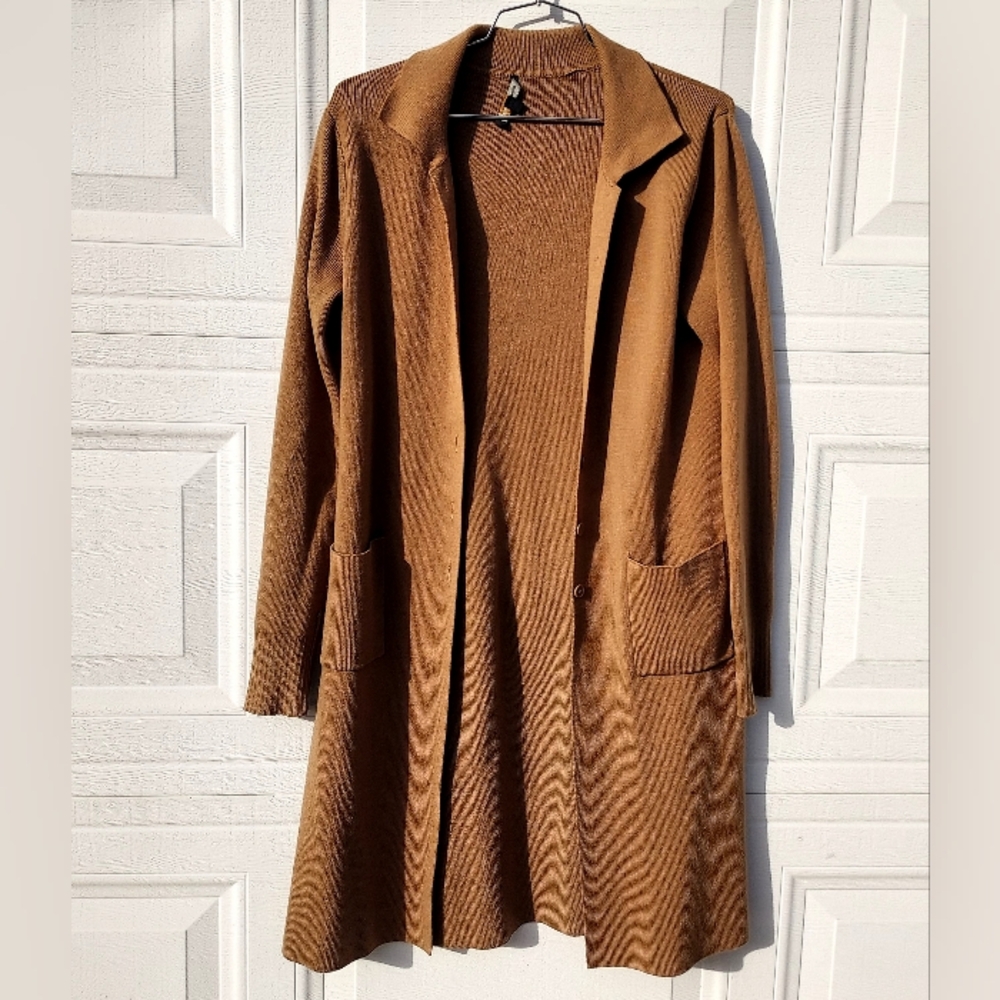 BCBGMaxAzria Ribbed Brown Knit Sweater